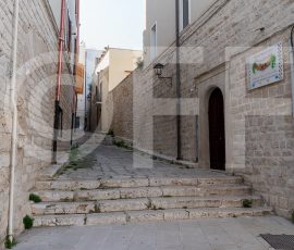 Italy, Trani - Via Ognissanti
