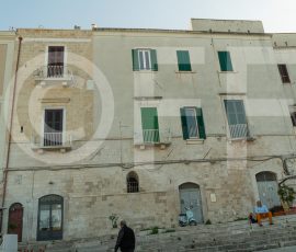 Italy, Trani - via Satuti Marittimi