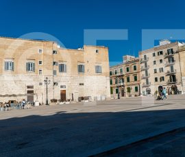 Italy, Trani - Piazza Quercia