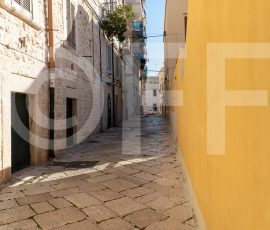 Italy, Trani - Alleys